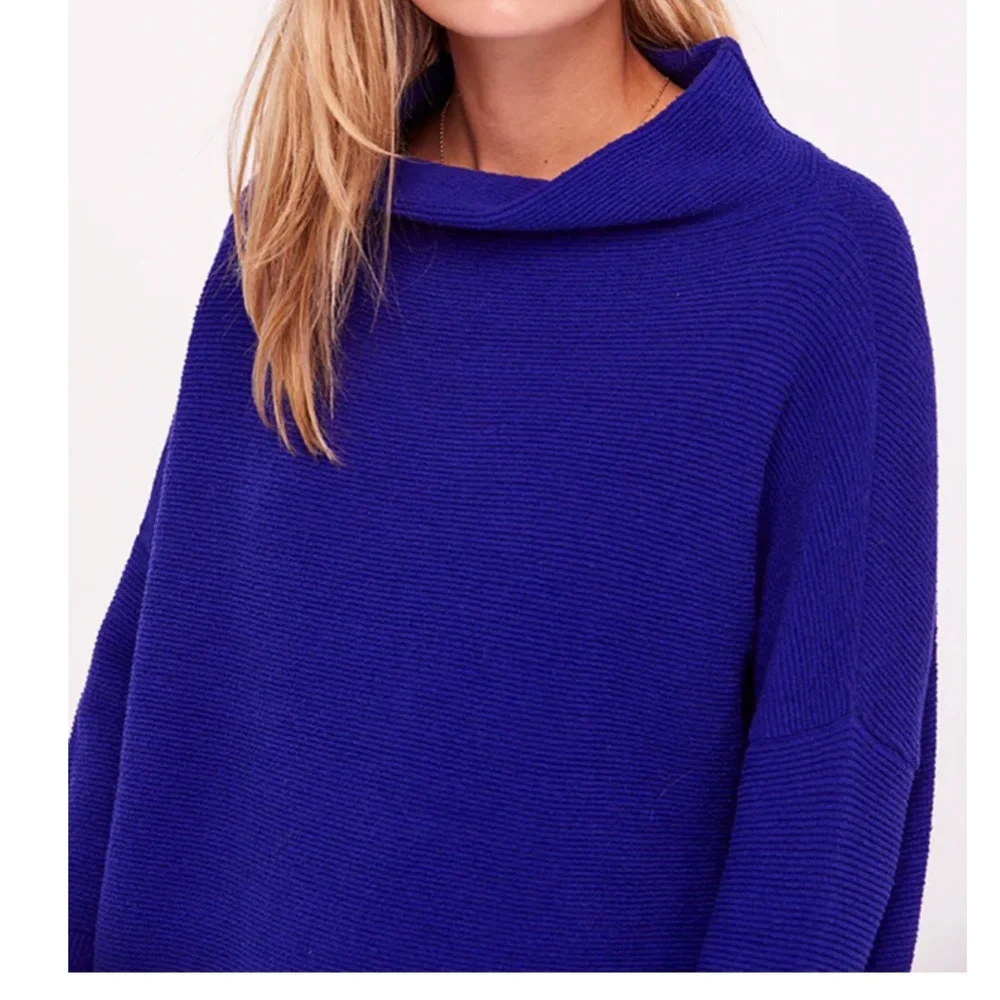 FREE PEOPLE OTTOMAN SLOUCHY TUNIC SIZE XS In Blue